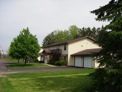 Two 4-Plexes & One Duplex in Medford, WI - Building Photo - Building Photo