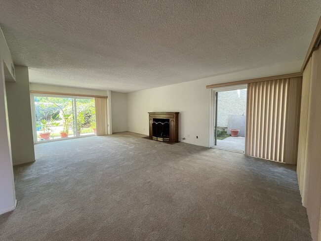 3804 Mainsail Cir in Westlake Village, CA - Building Photo - Building Photo