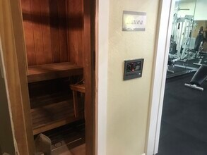 2550 SW 18th Ter, Unit 2114 in Fort Lauderdale, FL - Building Photo - Building Photo