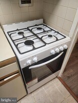 1021 Arlington Blvd in Arlington, VA - Building Photo