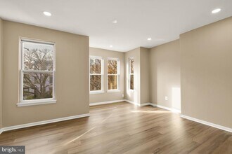 1033 5th St NE in Washington, DC - Building Photo - Building Photo