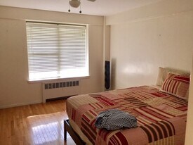 112 Pinckney St, Unit 111 in Boston, MA - Building Photo