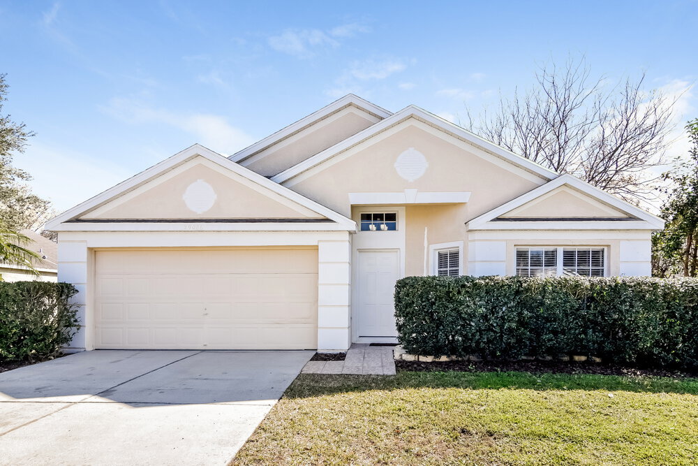 29006 Old Marsh End in Zephyrhills, FL - Building Photo