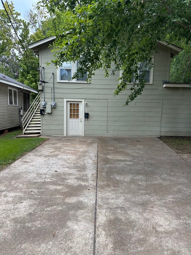 2414 Vance Ave, Unit 2414 B Vance Ave