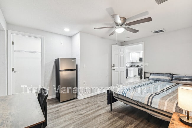 property at 10033 Brunswick Ln