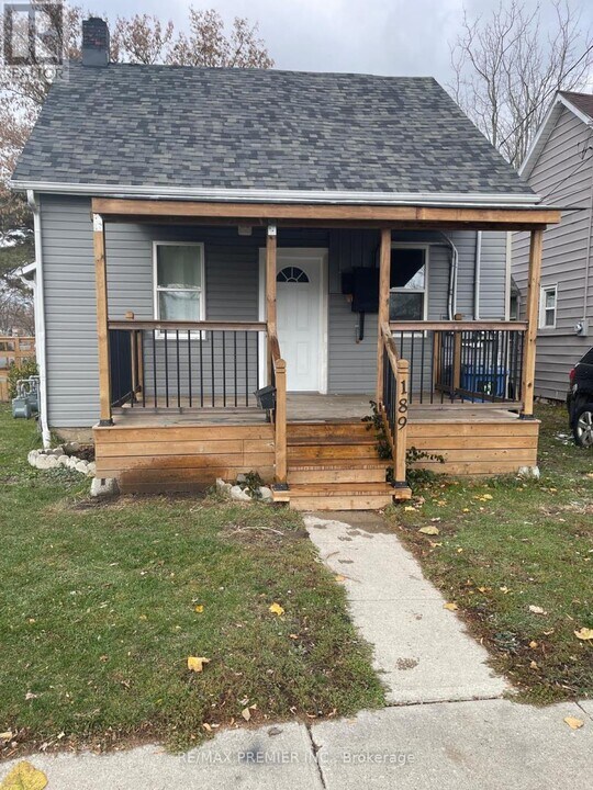189 King St E in Chatham, ON - Building Photo
