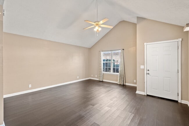 property at 1578 Chariot Dr