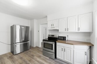 107 Charles Ave in Syracuse, NY - Foto de edificio - Building Photo