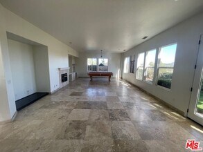 24224 Edelweiss Ct in Santa Clarita, CA - Building Photo - Building Photo