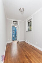 230 E 32nd St, Unit 3D in New York, NY - Building Photo - Building Photo
