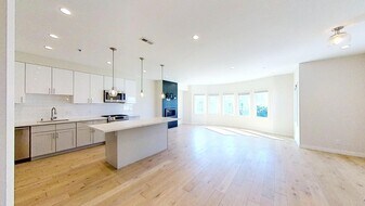 6635 3rd St, Unit 201 in San Francisco, CA - Building Photo