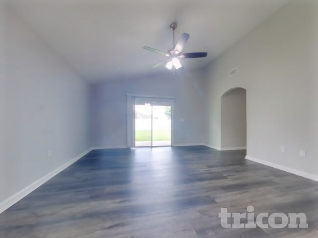 3266 Hidden Meadows Ct in Green Cove Springs, FL - Building Photo - Building Photo