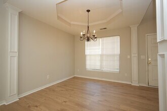 4909 Muskogee Dr in Charlotte, NC - Foto de edificio - Building Photo
