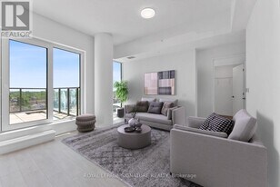 10 Graphophone Grv in Toronto, ON - Building Photo