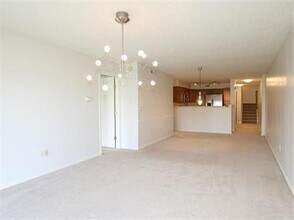 7151 English Dr in Cincinnati, OH - Building Photo - Building Photo