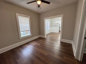 1459 W 23rd St in Jacksonville, FL - Foto de edificio - Building Photo