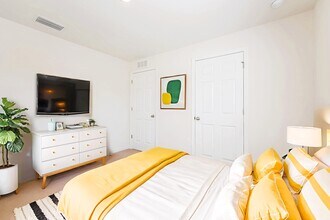 3020 64th St W in Lehigh Acres, FL - Building Photo - Building Photo