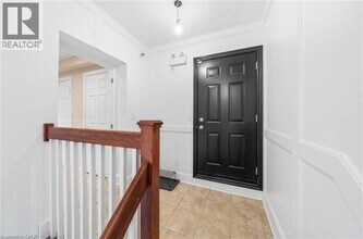 215 Locke St S in Hamilton, ON - Building Photo - Building Photo