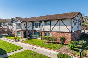 Windsor Heights in National City, CA - Building Photo