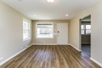 124 23rd Ave in Melrose Park, IL - Building Photo - Building Photo