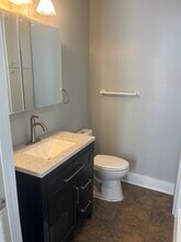 613 E 3rd St, Unit 2 in Nescopeck, PA - Foto de edificio - Building Photo