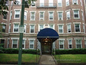 368 Riverway, Unit 2 in Boston, MA - Building Photo - Building Photo