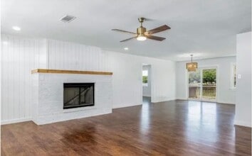 2202 Shadow Lake Dr in Greenwood, AR - Building Photo - Building Photo