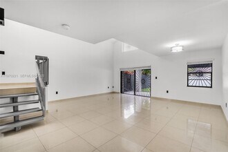 9940 SW 136th Ct in Miami, FL - Building Photo - Building Photo