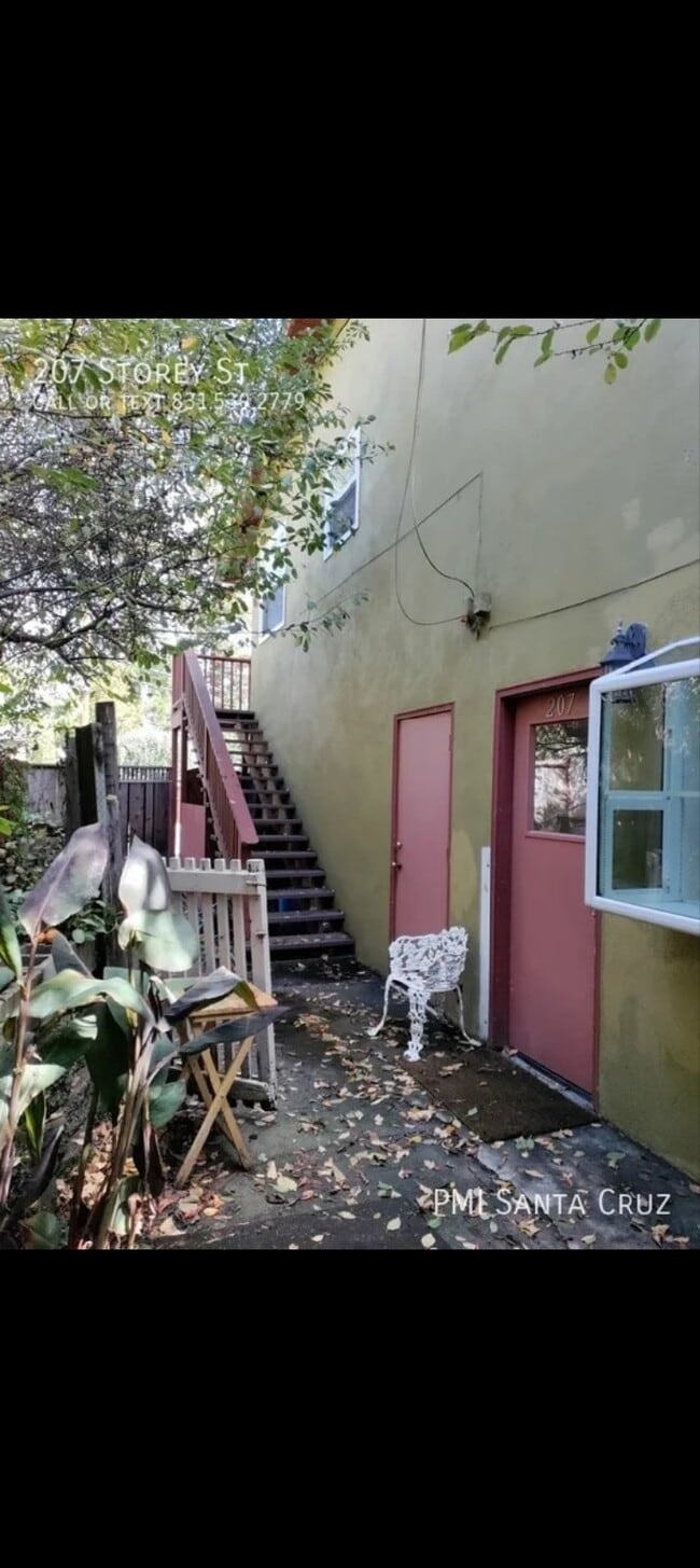 207 Storey St in Santa Cruz, CA - Building Photo - Building Photo