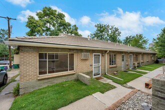 33 N Clarkson St in Denver, CO - Building Photo - Building Photo