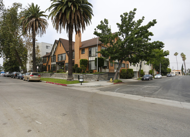 201 S Occidental Blvd in Los Angeles, CA - Building Photo - Building Photo