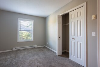 Terrace Bluff Condominiums in Traverse City, MI - Foto de edificio - Interior Photo
