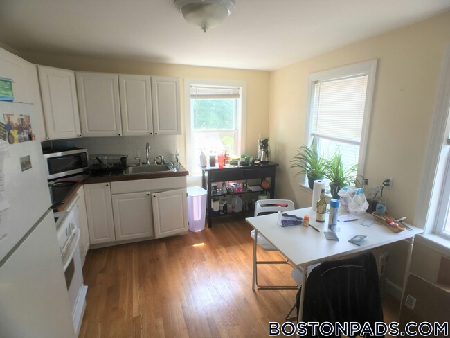 14 Duval St in Boston, MA - Building Photo - Building Photo