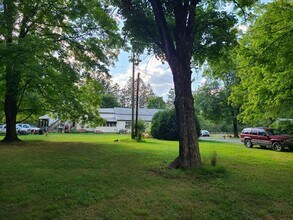 634 Oakland Valley Rd in Cuddebackville, NY - Building Photo - Building Photo