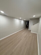 4253 N Sawyer Ave, Unit Garden in Chicago, IL - Building Photo - Building Photo