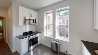 131 Sutherland Rd, Unit #123 - M Apartamentos