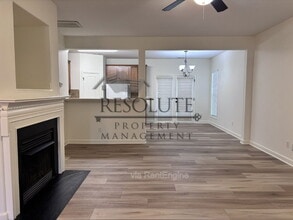 6110 San Marcos Way in Raleigh, NC - Building Photo - Building Photo