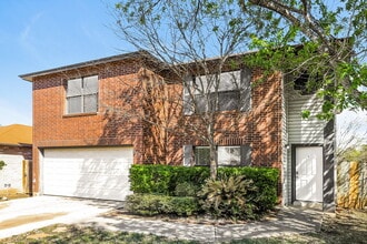9771 Criswell Creek in San Antonio, TX - Building Photo - Building Photo
