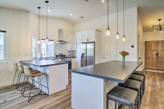 44065 Dalea Ct in La Quinta, CA - Building Photo - Building Photo
