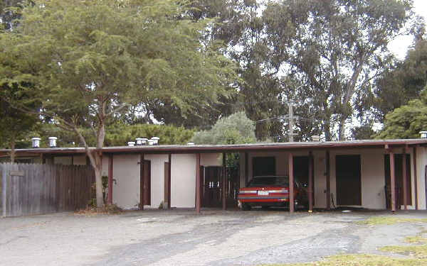 5005-5009 Fallon Ave in Richmond, CA - Foto de edificio - Building Photo