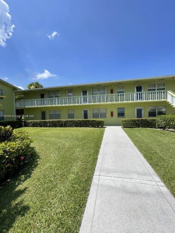 229 Windsor I in West Palm Beach, FL - Building Photo - Building Photo