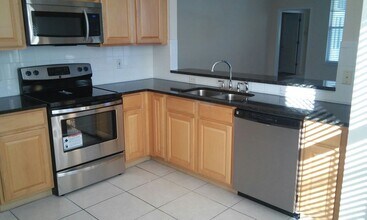 188 Longview Ave in Kissimmee, FL - Building Photo - Building Photo