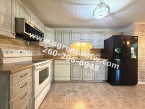 5705 Graber Dr in Fort Wayne, IN - Building Photo - Building Photo