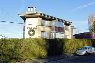 Sandridge Apartments in Seattle, WA - Building Photo - Building Photo