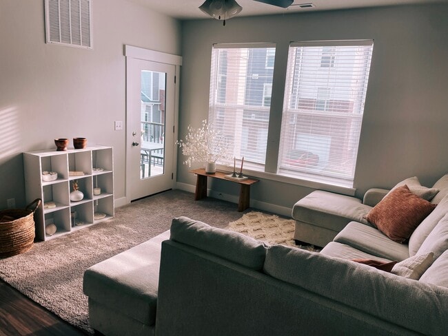 property at 552 N 360 W