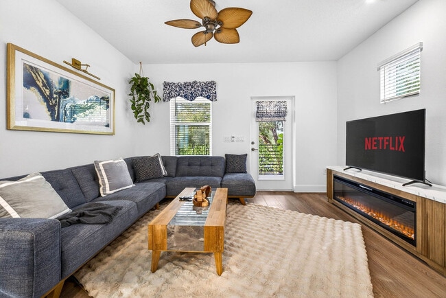 property at 1734 W Cherry St