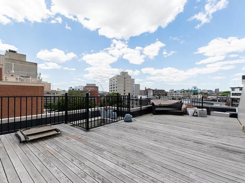 173 Massachusetts Ave, Unit PH in Boston, MA - Building Photo