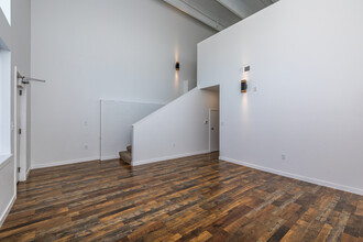 401 Charlotte Lofts in Kansas City, MO - Foto de edificio - Interior Photo