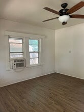 105 S Cherry St in Merkel, TX - Building Photo - Building Photo