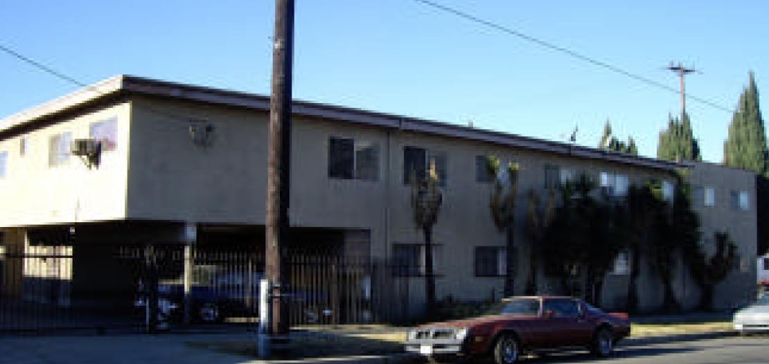 1684 Murchison St in Los Angeles, CA - Foto de edificio